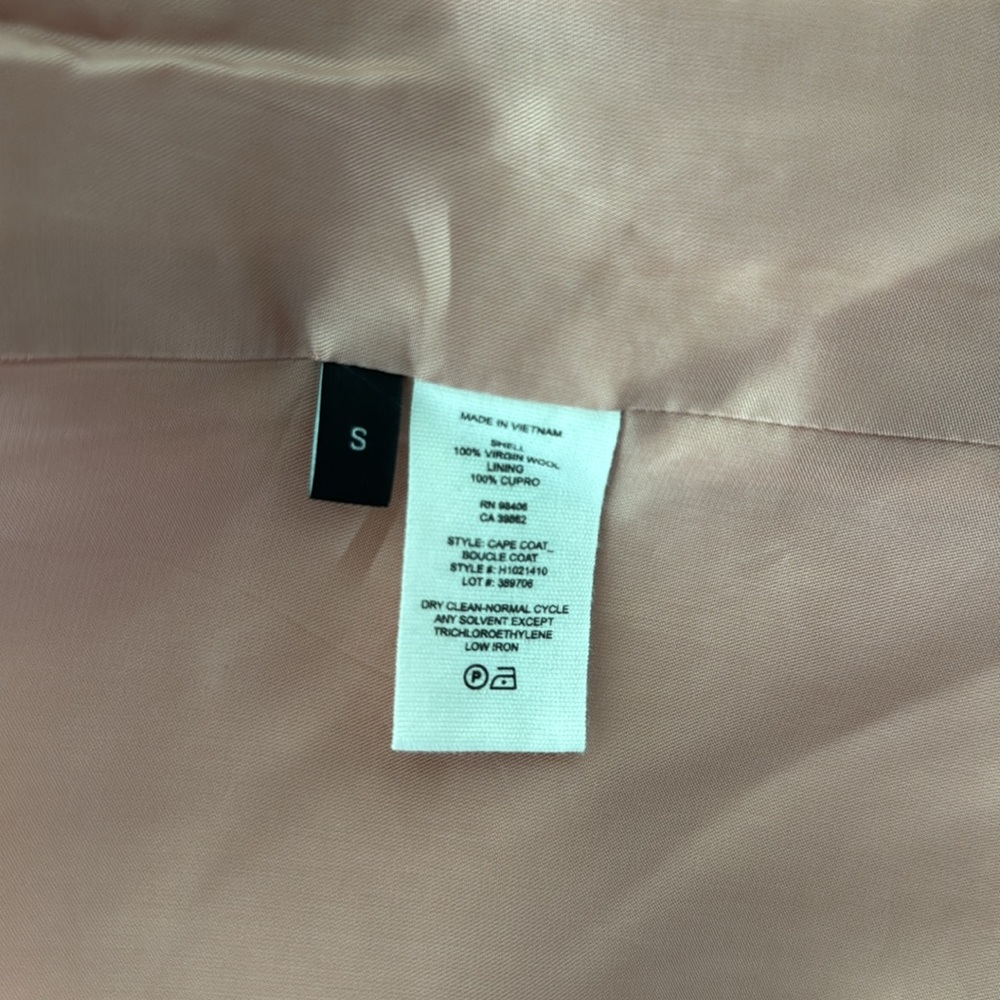 Pink coat - Picture 3 of 6